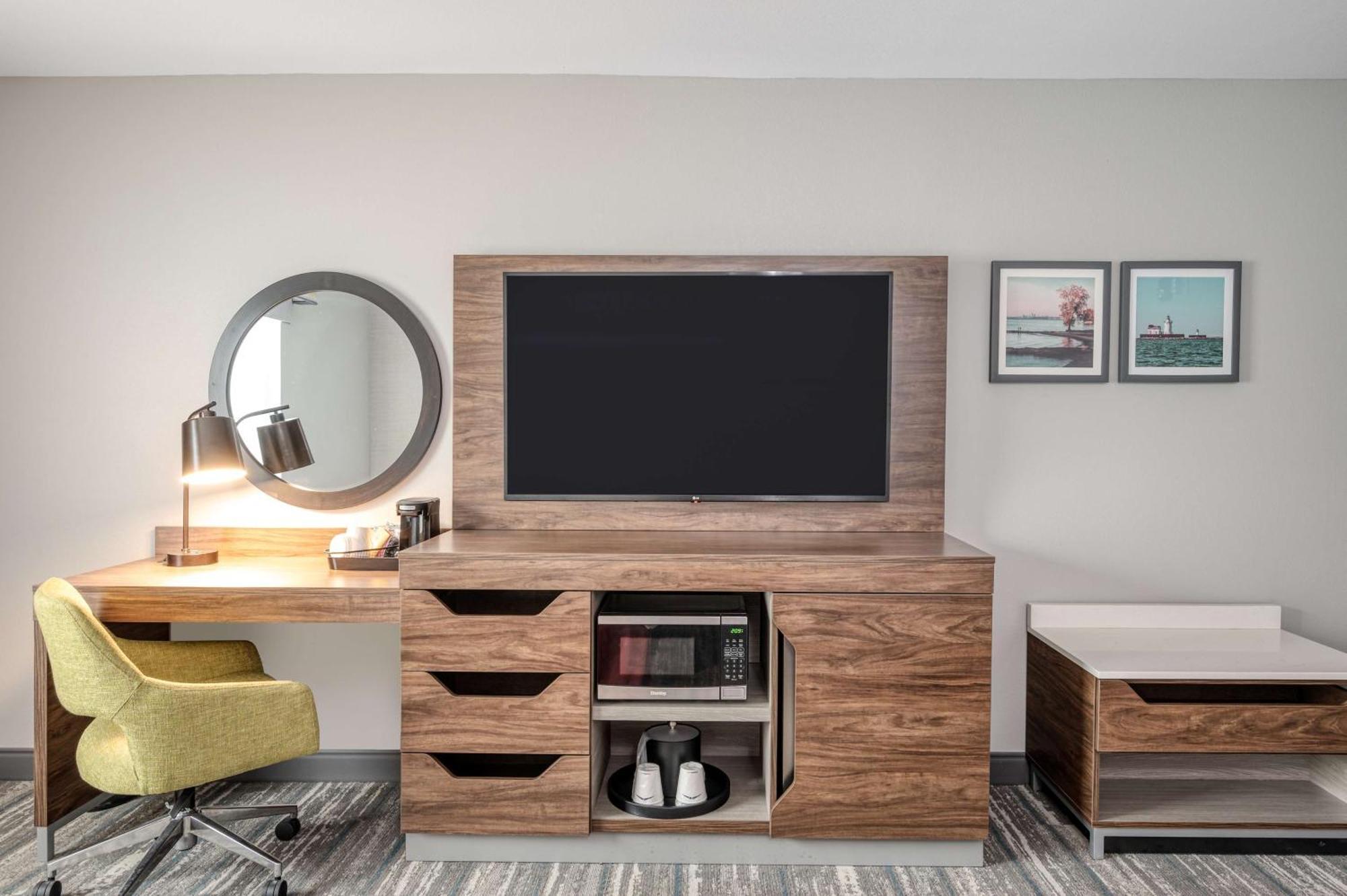 Hampton Inn Cleveland-Airport/Tiedeman Road Brooklyn Eksteriør bilde