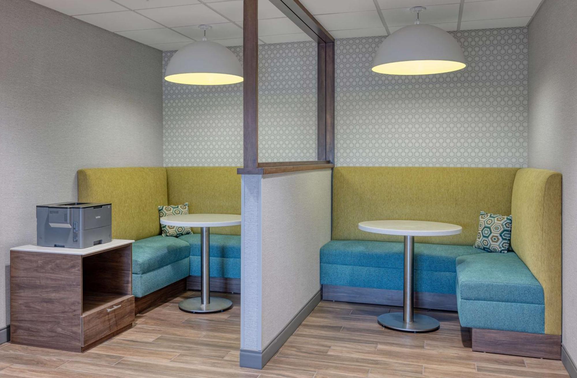Hampton Inn Cleveland-Airport/Tiedeman Road Brooklyn Eksteriør bilde
