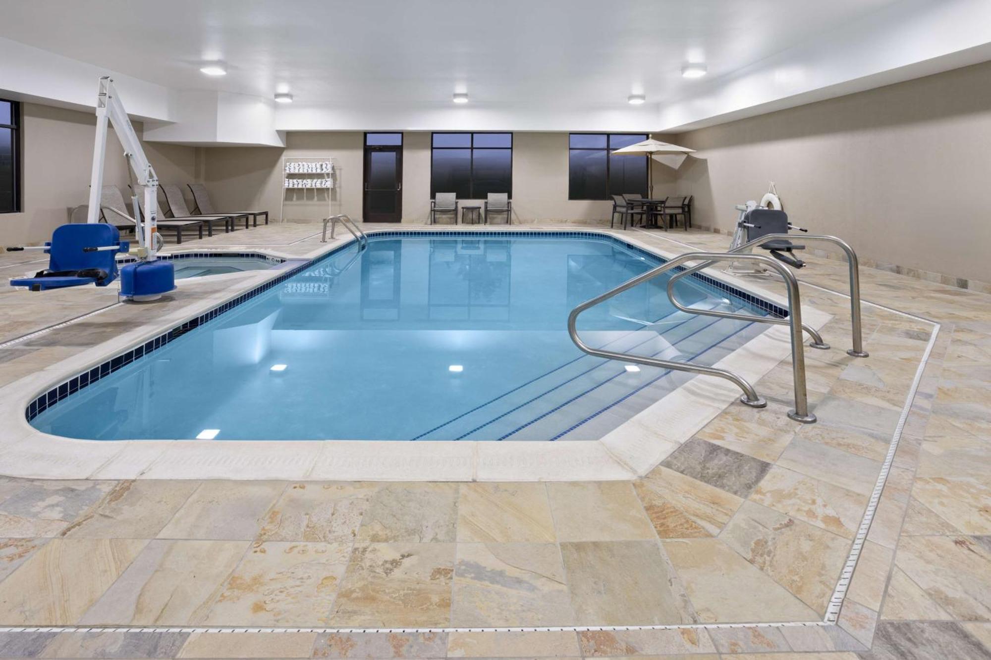 Hampton Inn Cleveland-Airport/Tiedeman Road Brooklyn Eksteriør bilde