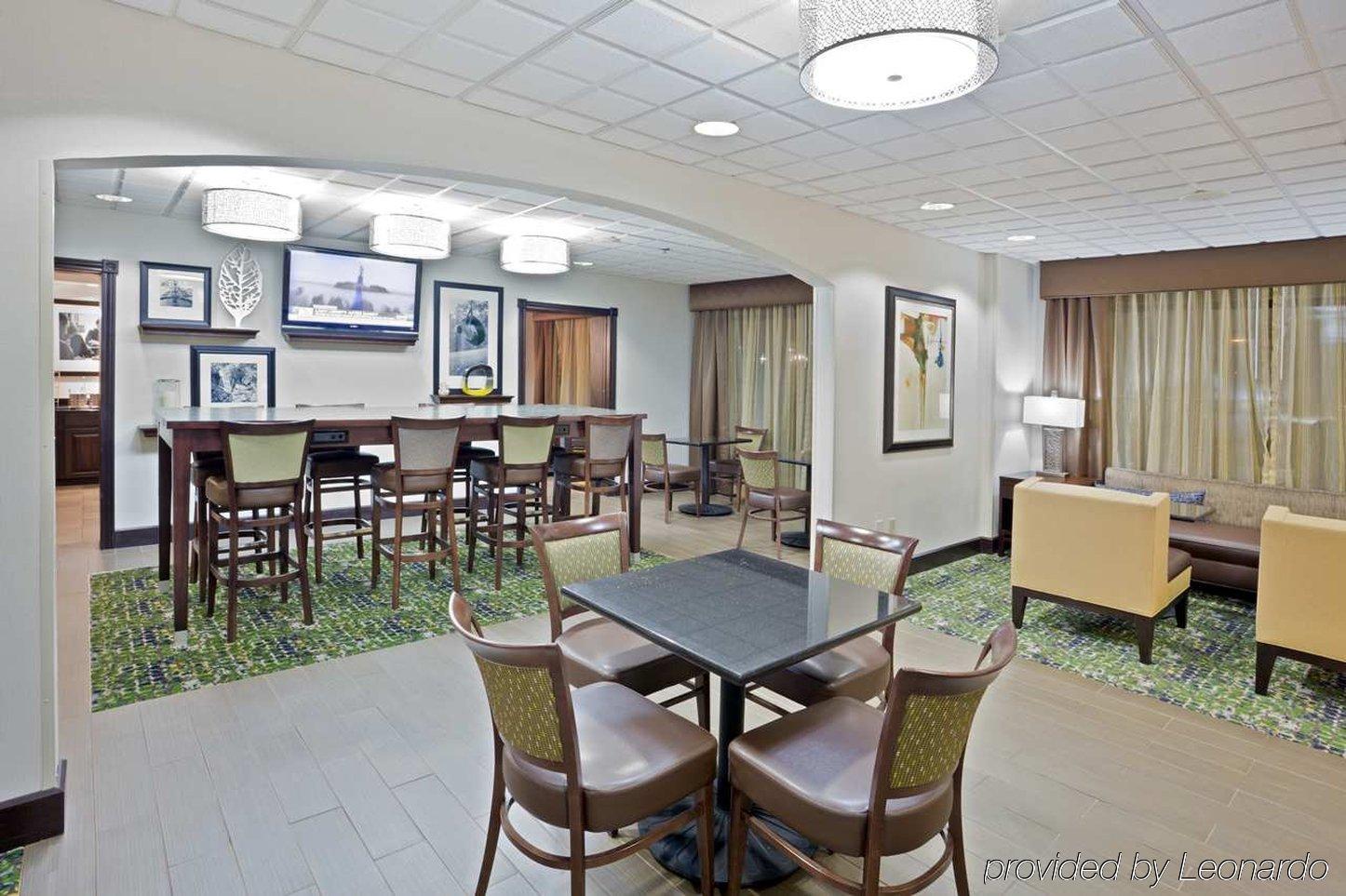 Hampton Inn Cleveland-Airport/Tiedeman Road Brooklyn Restaurant bilde