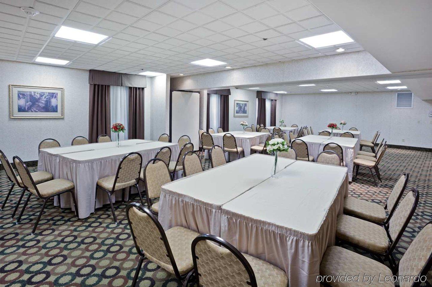 Hampton Inn Cleveland-Airport/Tiedeman Road Brooklyn Business bilde